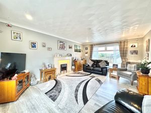 Photo 18- click for photo gallery